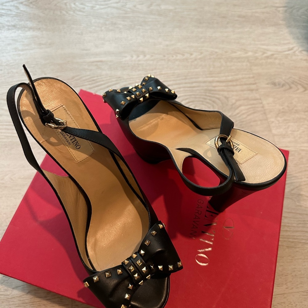 Perfect Valentino black shoes original box and dust bag.